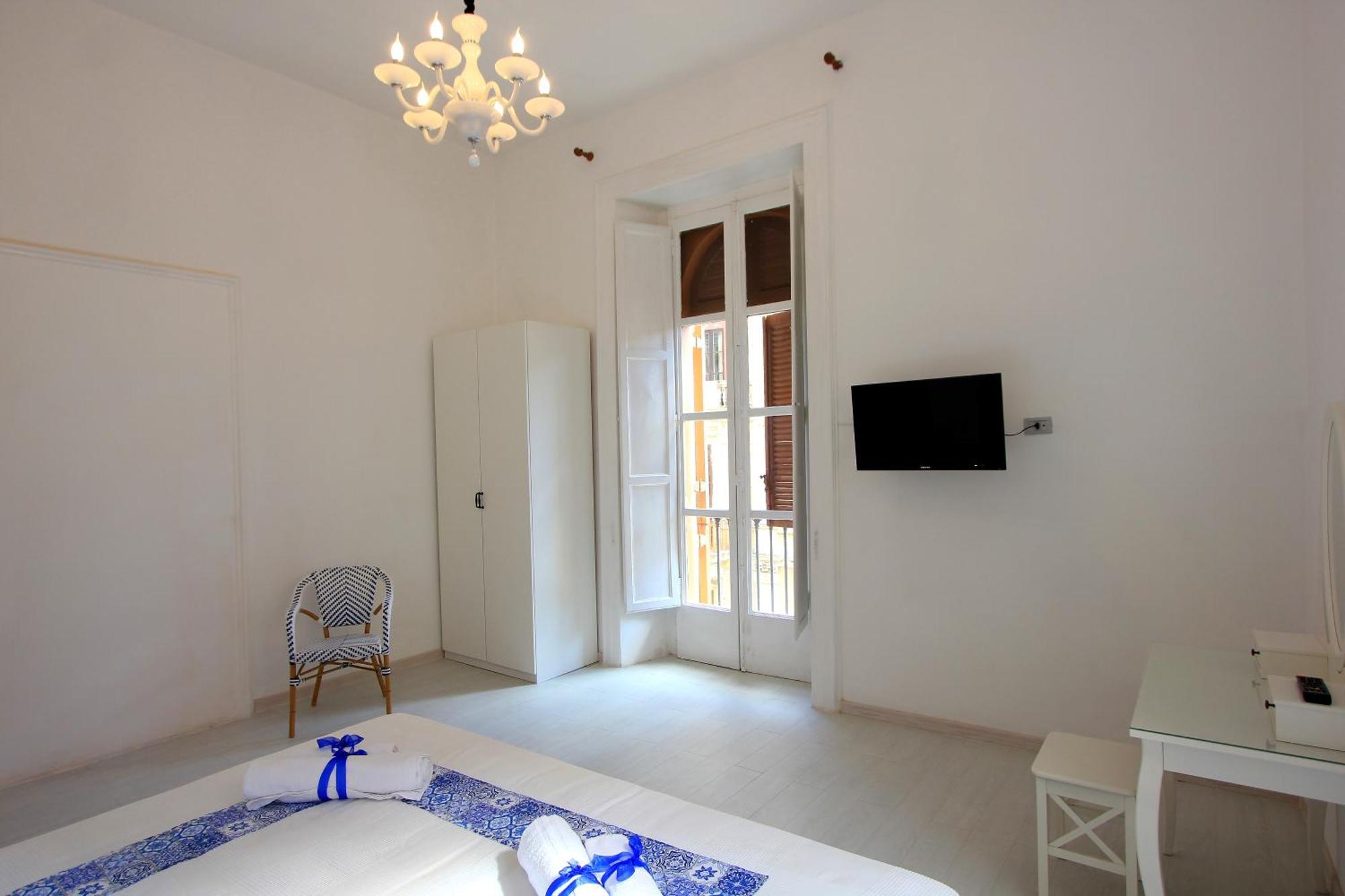 B&B Vitruvio Suites 포르미아 객실 사진